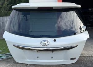 Toyota Yaris Dicky door S Grade